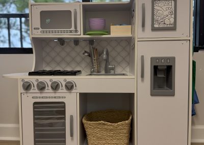 IMG_0577-Naples Florida Kids play kitchen